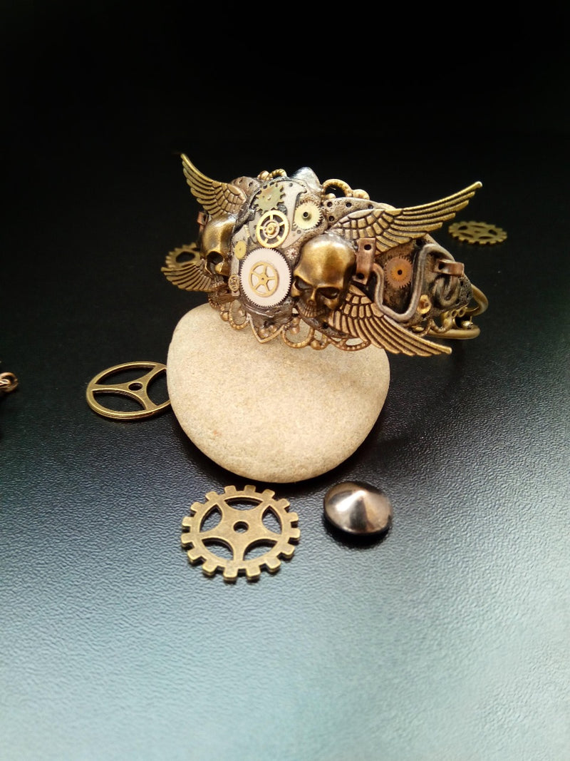 Steampunk Jewelry Bronze Bracelet Flying skulls. Handmade